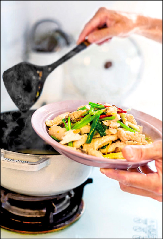 鑄鐵鍋煮出台菜魂