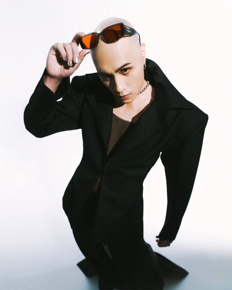 藝人黃宣（YELLOW）將於12月20日出席嘉市管樂節嘉年華搭配城市博覽會活動晚會演出。（嘉市政府提供）