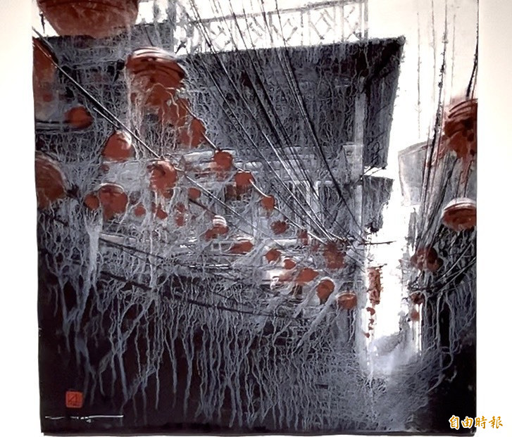 國人向來嫌惡的街道電線，成了祕魯水彩畫家Nicola’s Lo’pez的畫作主角。（記者黃美珠攝）