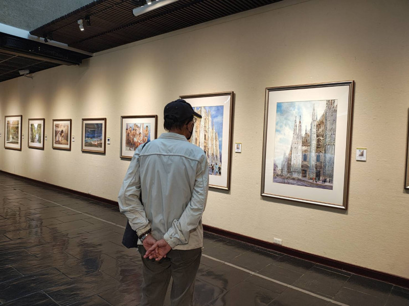 郭綜合醫院資深婦產科醫師郭宗正，即日起至11月30日在台南市立文化中心舉行水彩畫作個展。（郭綜合醫院提供）