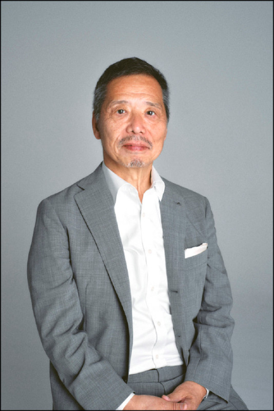 策展人秋元雄史。（Kayo Sekiguchi攝影，台南市美術館提供）