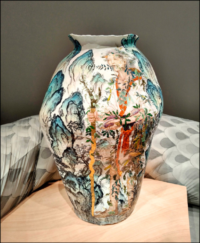 牟田陽日2024年作品〈山姥〉。