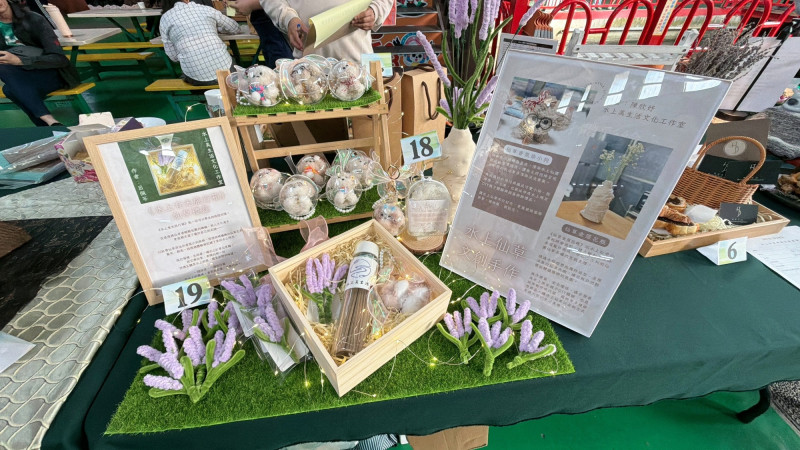 文創類首獎水上美生活文化工作室「水上食光旅行箱」。（水上商圈協會提供）