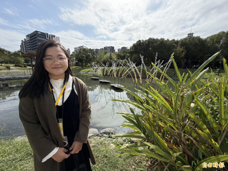 沃手工作室《光穗》。（記者廖雪茹攝）