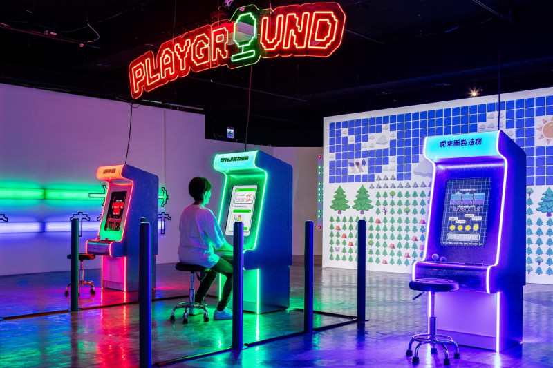 府中15《感覺器OFF／ON》年度特展，集結7組新世代藝術創作者，打造4層樓的感官旅程。（新北市文化局提供）