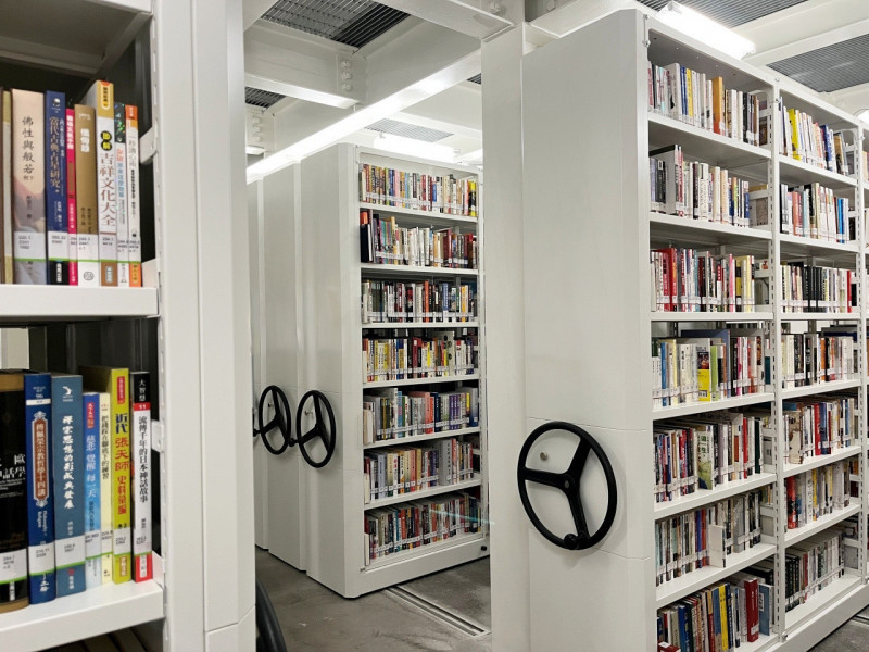 綠美圖「密集書庫」首曝光。（台中文化局提供）