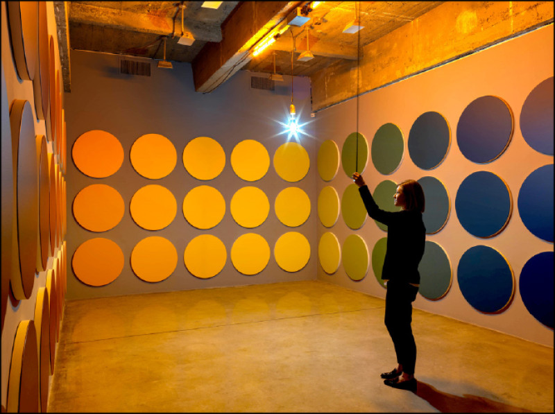 奧拉弗．埃利亞松2015年作品〈色彩實驗第78號〉。（© 2015 Olafur Eliasson，梵谷博物館提供）