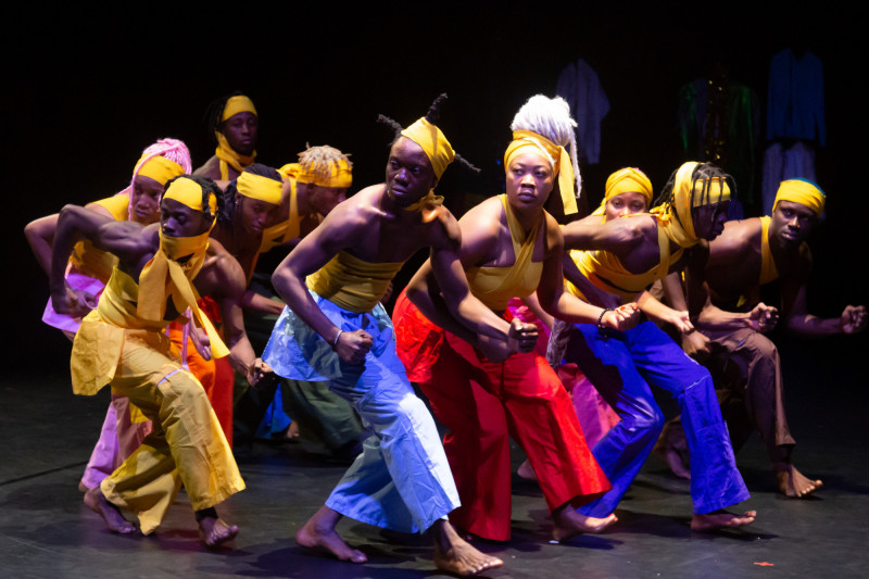 庫德斯．奧尼奎庫《轉轉生》。（©herve veronese Centre Pompid、北藝中心提供）