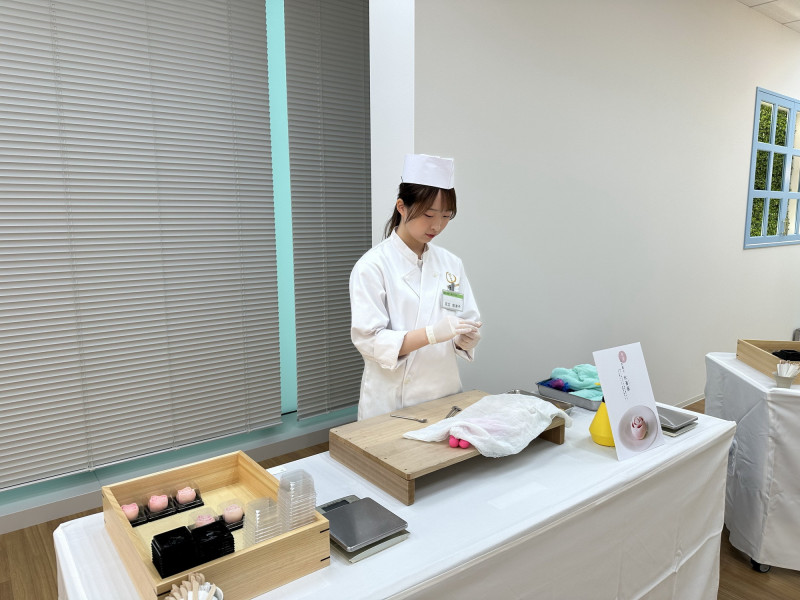 宗家源吉兆庵上生菓子職人秀將於1月9至11日期間限定登場。（源吉兆庵提供）