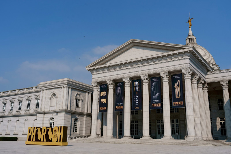 奇美博物館「埃及之王」開展倒數 館方推出「專人親子導覽」及高鐵聯票85折。（記者劉婉君攝）