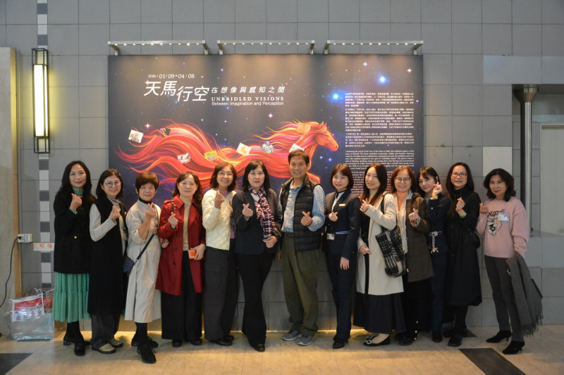 展覽集結藝術家及社區創作團隊共同展出。（正修科大提供）