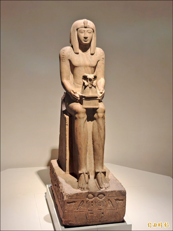 「塞提二世王權坐像」是大英博物館策展人推薦必看珍寶。（記者吳俊鋒攝）