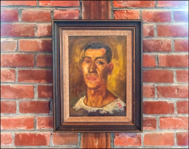 〈礦工萬仔〉。