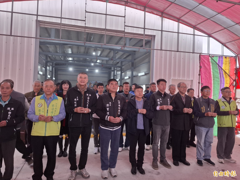 龍門安良廟三府千歲千秋寶艦，各界嘉賓雲集。（記者劉禹慶攝）