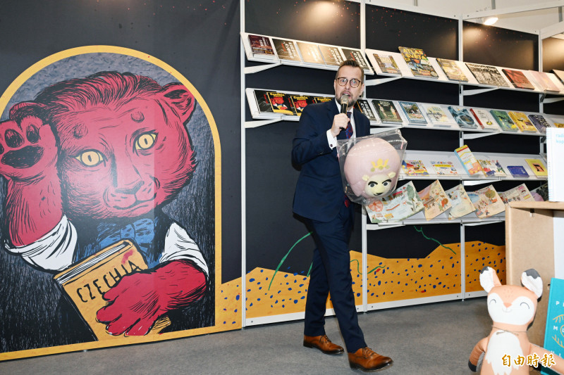 捷克經濟文化辦事處代表史坦格。（記者胡舜翔攝）