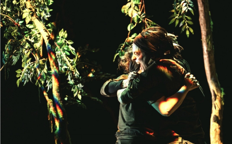 這齣戲沒台詞！比利時靜物劇團《這就是人「森」啊！》 清明連假期間演出