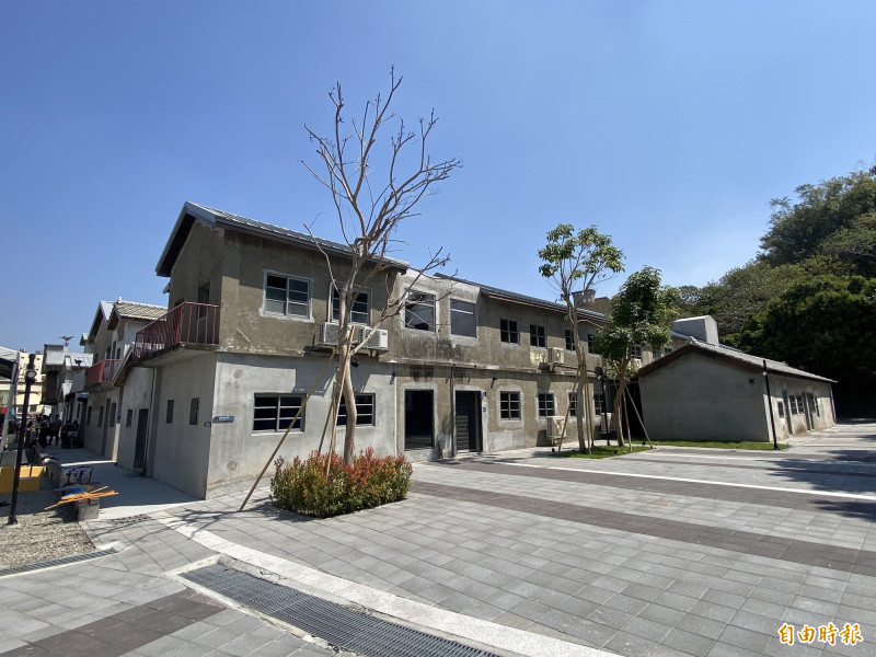 彰化市中興莊眷村是國防部列管、全國13處舊眷村保存區之一，中央與地方分期修繕，今年3月已辦修復揭牌儀式。（記者張聰秋攝）