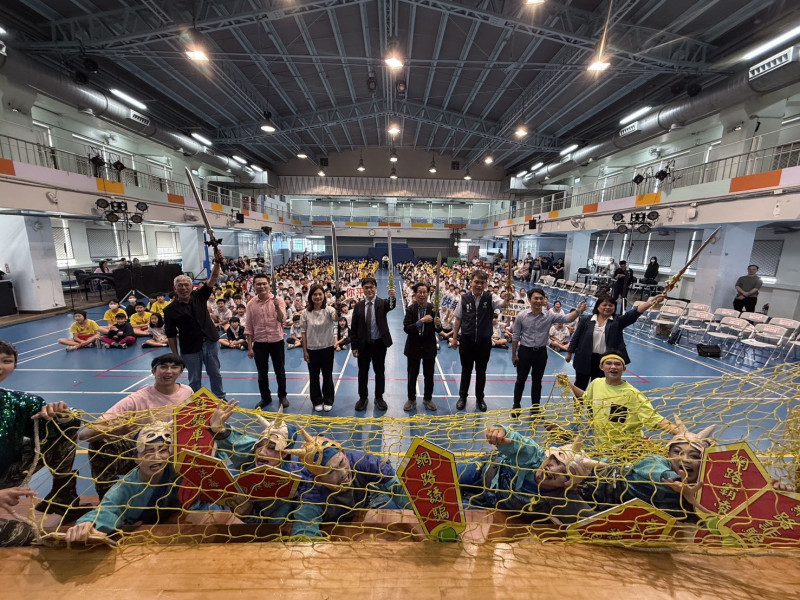 教育部擴大交通接駁補助  再度攜手紙風車宣示校園反毒決心