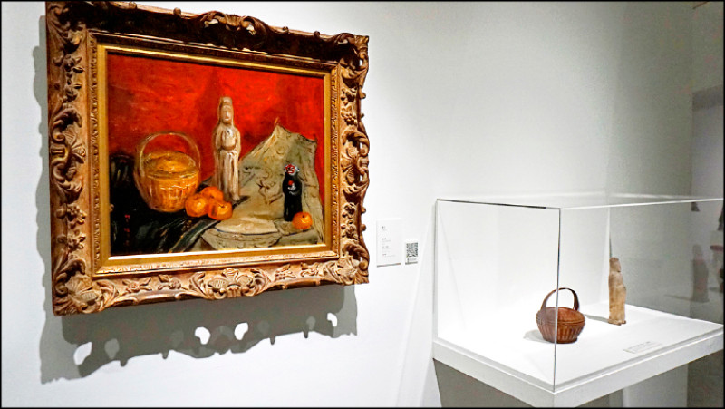 陳植棋〈觀音〉油彩，畫布，45×52.5公分，1927，與陳植棋留下的遺物（謝籃、觀音陶俑）。皆為家屬收藏。