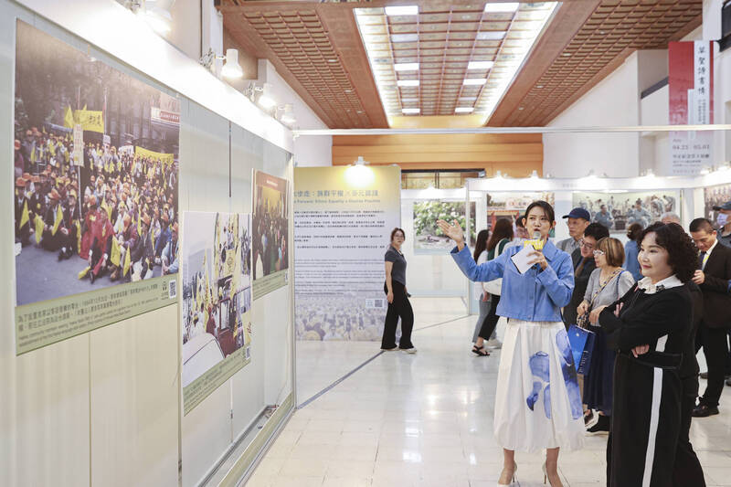 「感光．客家」攝影展起跑 見證從未缺席客家力量