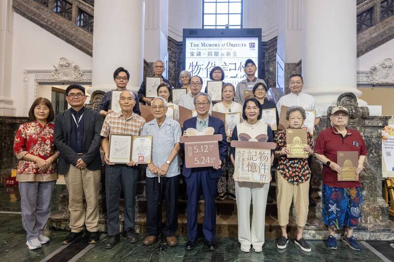 大導演親筆信險被當垃圾!李遠搬家丟掉一半 侯孝賢楊德昌手稿緊急救回