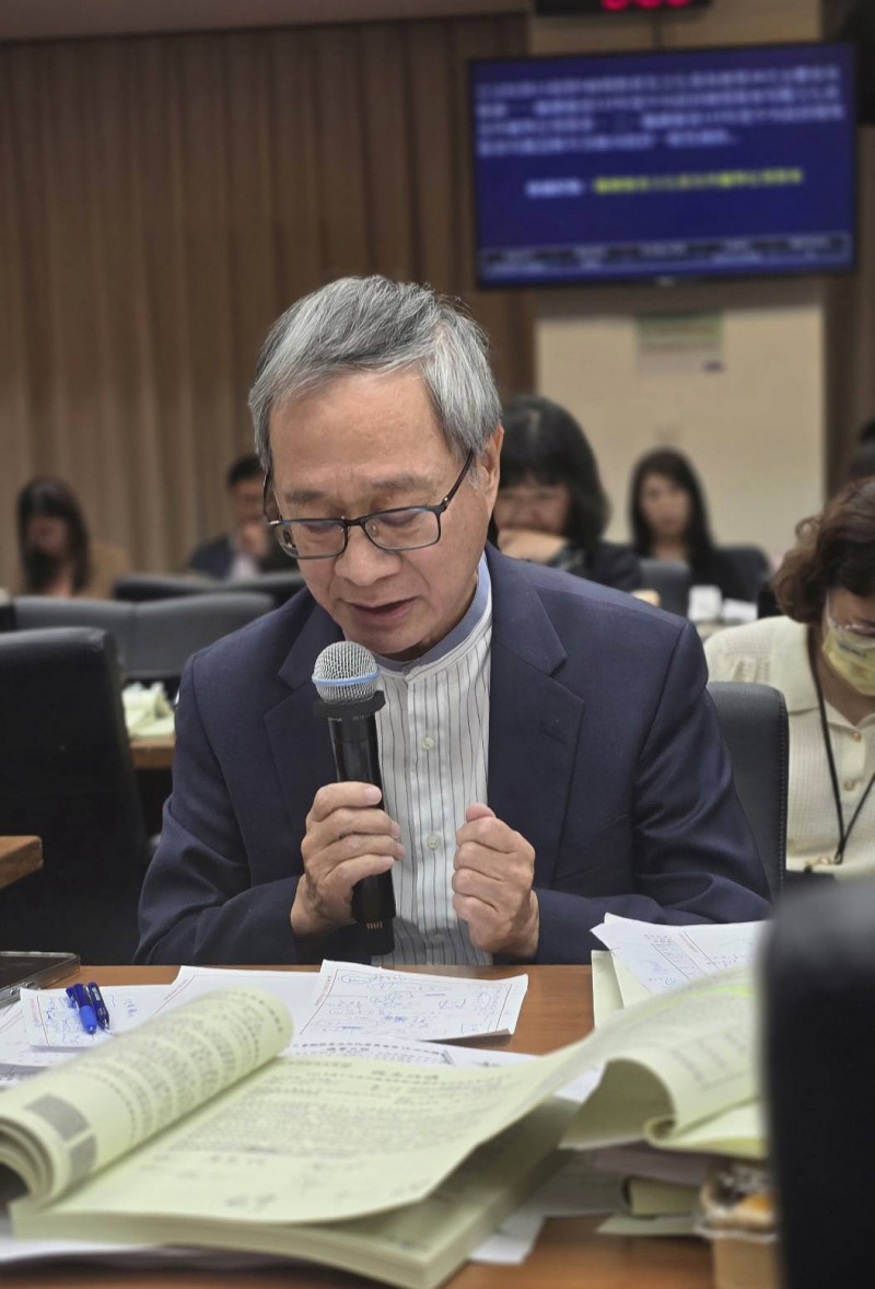 文化部長李遠為投資《功夫》慘賠道歉 文策院預算闖關結果曝