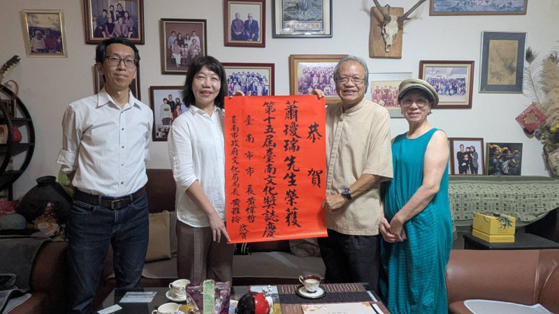 從成大教授到文化推手 蕭瓊瑞獲第15屆台南文化獎
