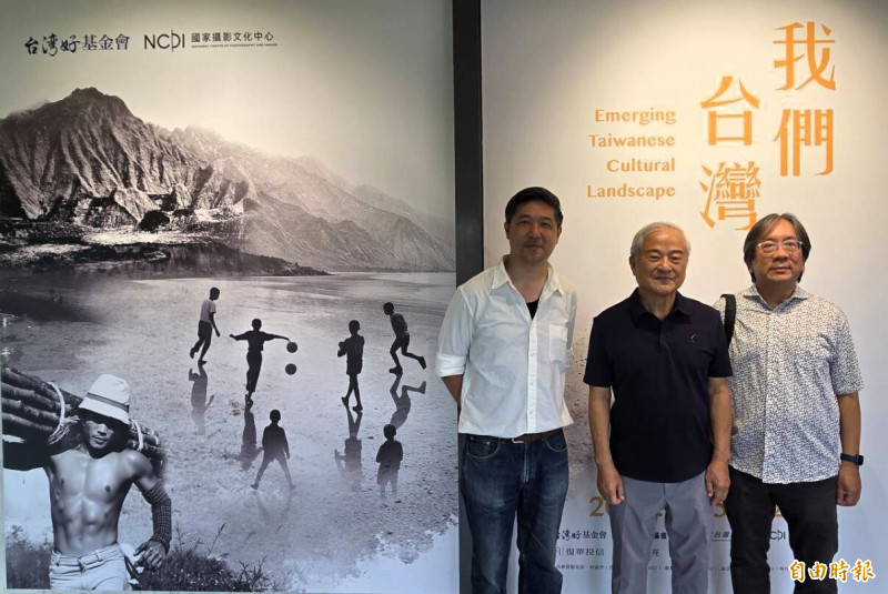 「我們 台灣」攝影展在池上穀倉藝術館開幕。（記者凌美雪攝）