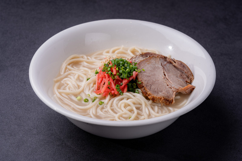 博多豚骨拉麵是當地最具代表性的國民美食之一。（大倉久和大飯店提供）
