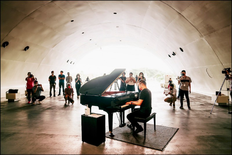 【藝術文化】衛武營3週年 專訪簡文彬