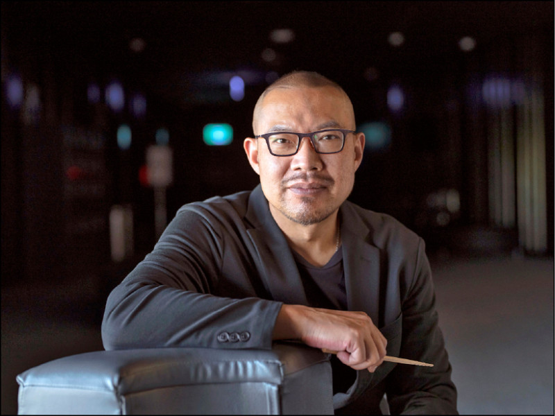 【藝週末．藝週表藝人物】藝術並非高不可攀─衛武營總監簡文彬