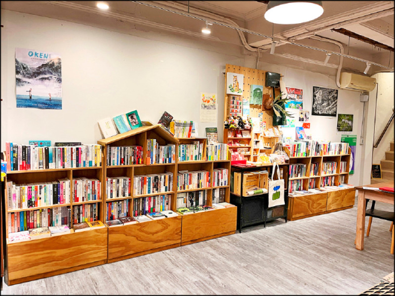 【藝週末．城市散步】前進基隆獨立書店！－4之1－小獸書屋