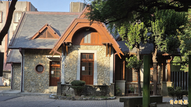 城市裡冒出「魔法屋」  台南百年古蹟「原台南公園管理所」萌系變身