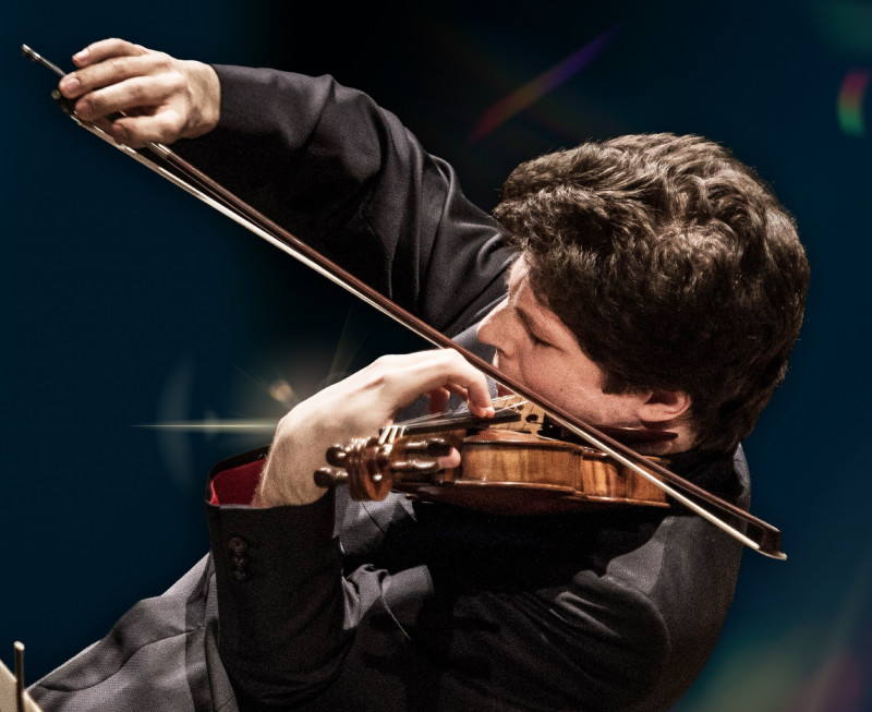 長年與柏林愛樂等天團合作  演出行程最密集的獨奏家與台灣有約