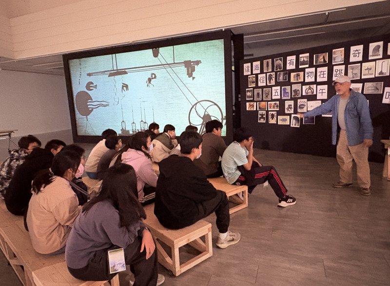 台南生活美學館首招青少年志工 把展覽變成遊戲場 台南生活美學館首招青少年志工 把展覽變成遊戲場