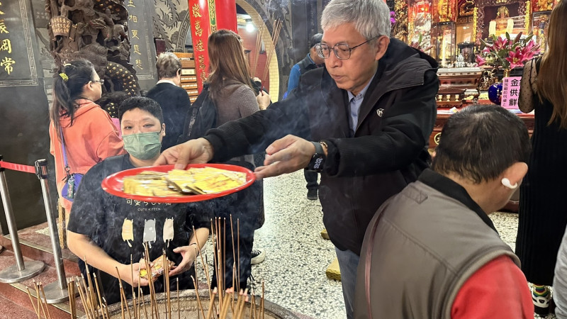 真正天后級「椅子頭」 白沙屯拱天宮贈過爐媽祖祈福卡  索取辦法曝
