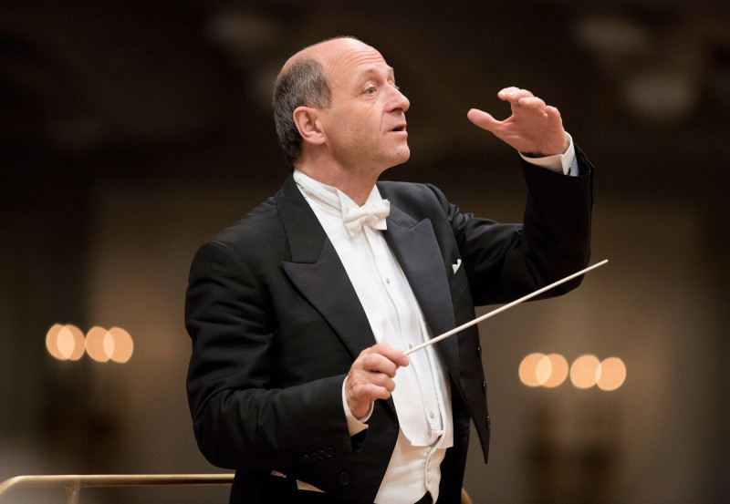 曾邀觀眾在懶骨頭上與音樂家並肩而坐  非典型天團指揮4月登台