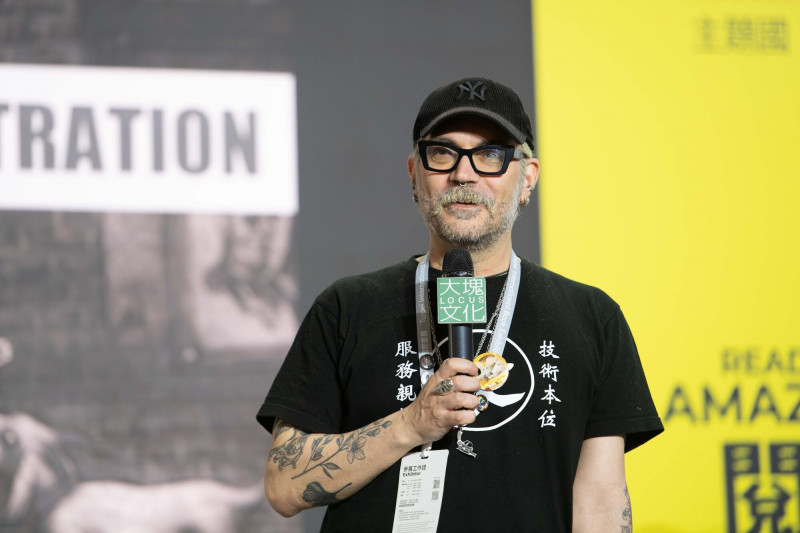 白雪公主與77個小矮人？義大利繪本作家大衛．卡利解析「童話魔改術」