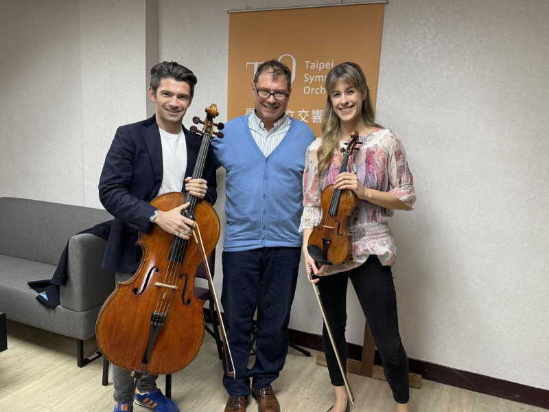 卡普松快閃日本又返台  喜會美女小提琴家  準備世界首演新曲