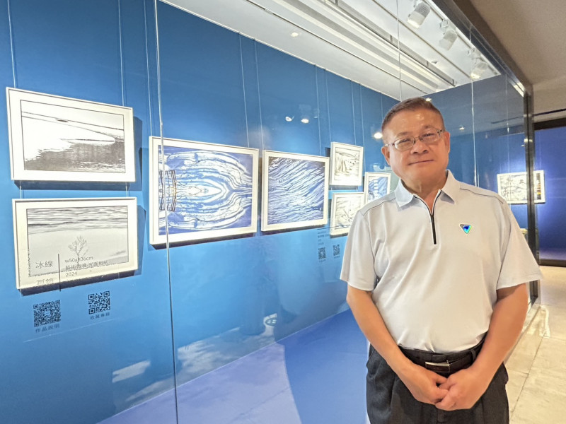 張國龍在中友時尚藝廊展出「雪之形」攝影個展 共27件 張國龍在中友時尚藝廊展出「雪之形」攝影個展 共27件