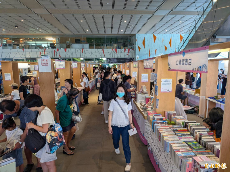 全台70家獨立書店破紀錄會師  2026高雄城市書展連兩天熱鬧開跑