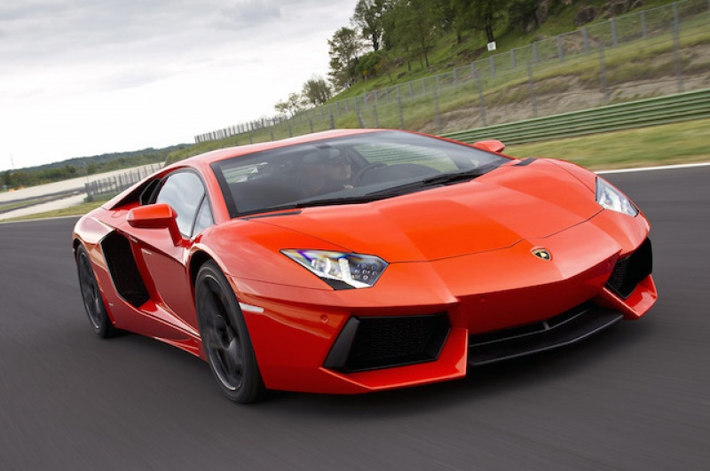 Lamborghini Aventador LP700-4