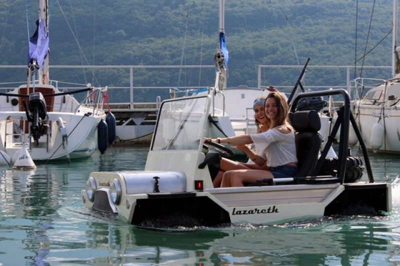 Moke Amphibie Lazareth
