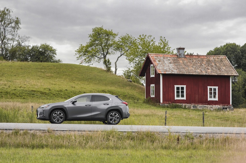 Lexus UX 250h