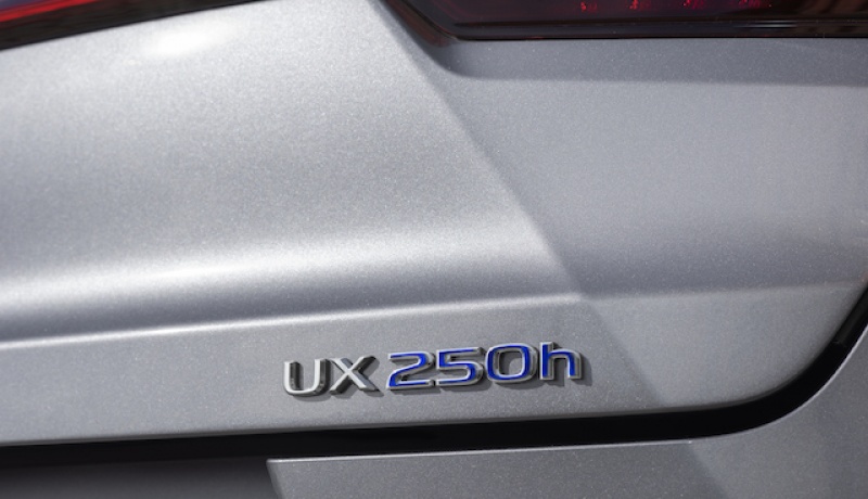 Lexus UX 250h