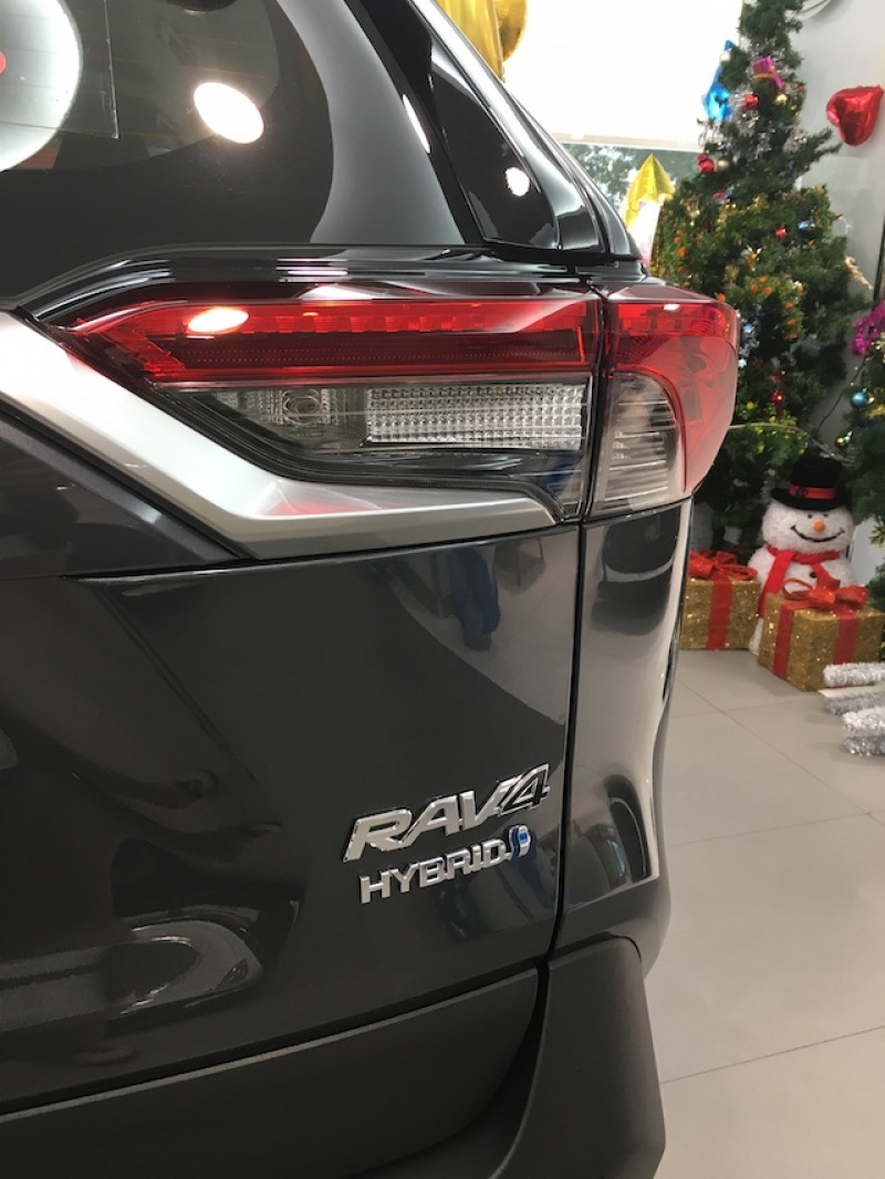 Toyota RAV4 2.5 Hybrid 旗艦版