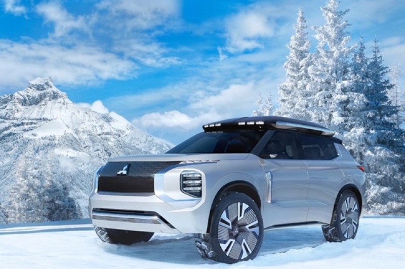 Mitsubishi Engelberg Tourer Concept
