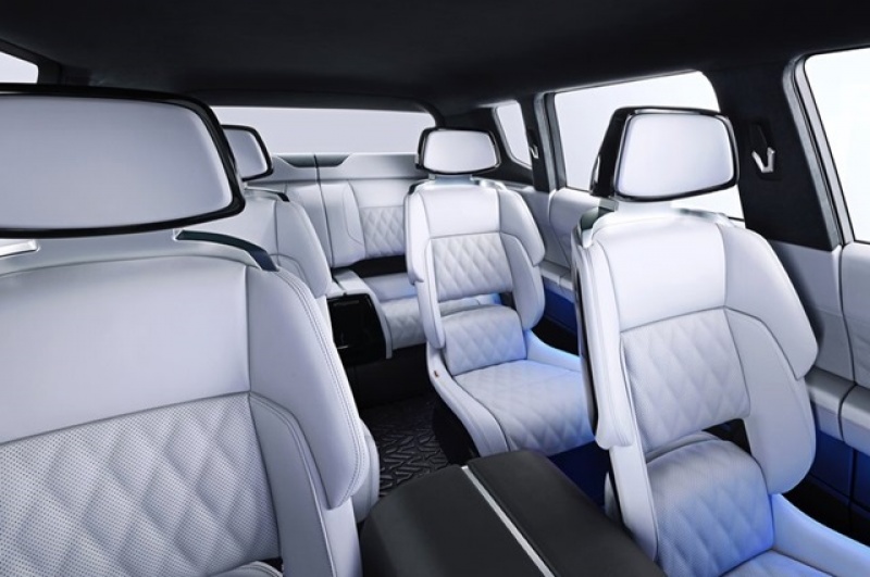 Mitsubishi Engelberg Tourer Concept