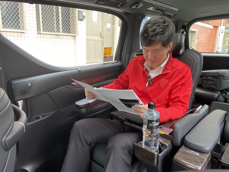 Toyota Alphard 強化小改款