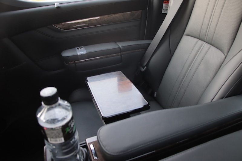 Toyota Alphard 強化小改款
